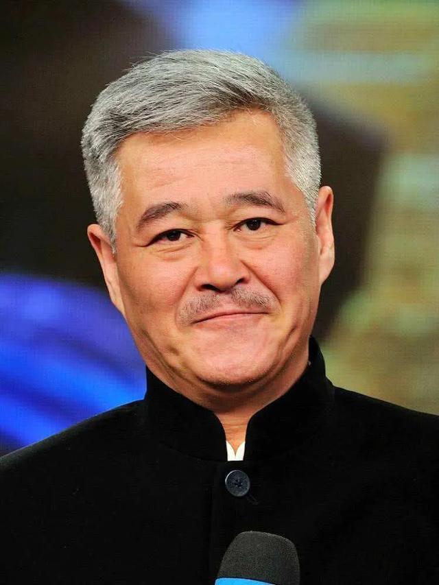 宋丹丹退休了，你觉得她成就了赵本山还是赵本山成就了她？