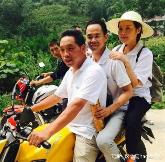 宋丹丹当导师高谈阔论捞金数钱数得手抽筋，而袁立的手却干这些事(转载)