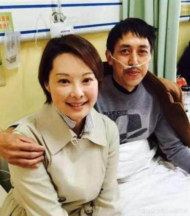 宋丹丹当导师高谈阔论捞金数钱数得手抽筋，而袁立的手却干这些事(转载)