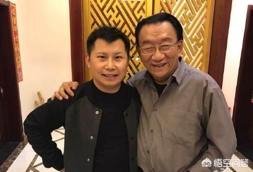 郭德纲和侯耀华有什么恩怨？为什么何伟都投入侯耀华门下了？