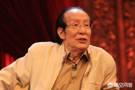 常宝华为什么收侯耀华为徒？